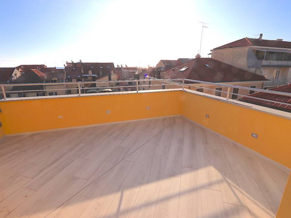 appartamento in affitto ad Alassio