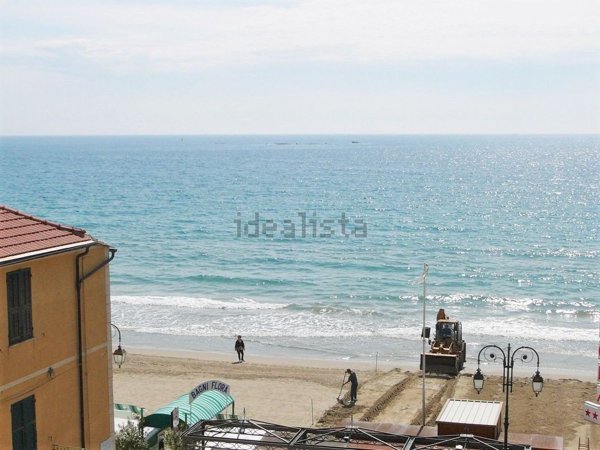 appartamento in affitto ad Alassio