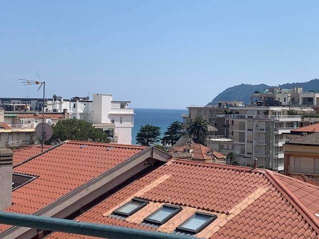 appartamento in affitto ad Alassio