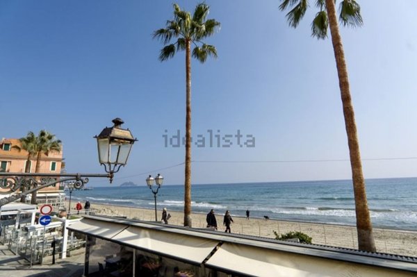 appartamento in affitto ad Alassio