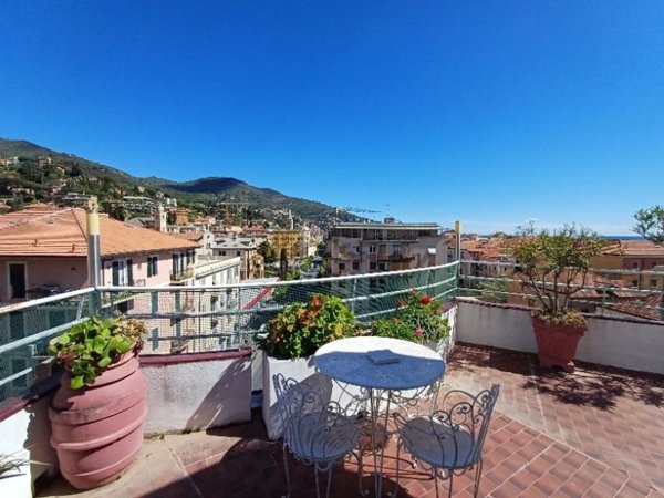 appartamento in affitto ad Alassio