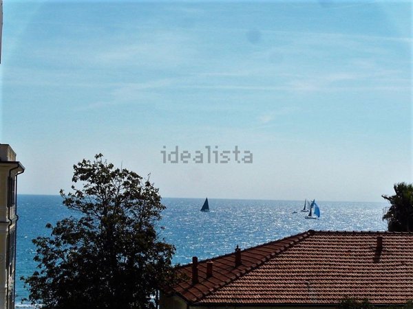 appartamento in affitto ad Alassio