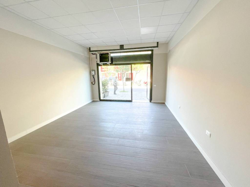 negozio in affitto ad Alassio