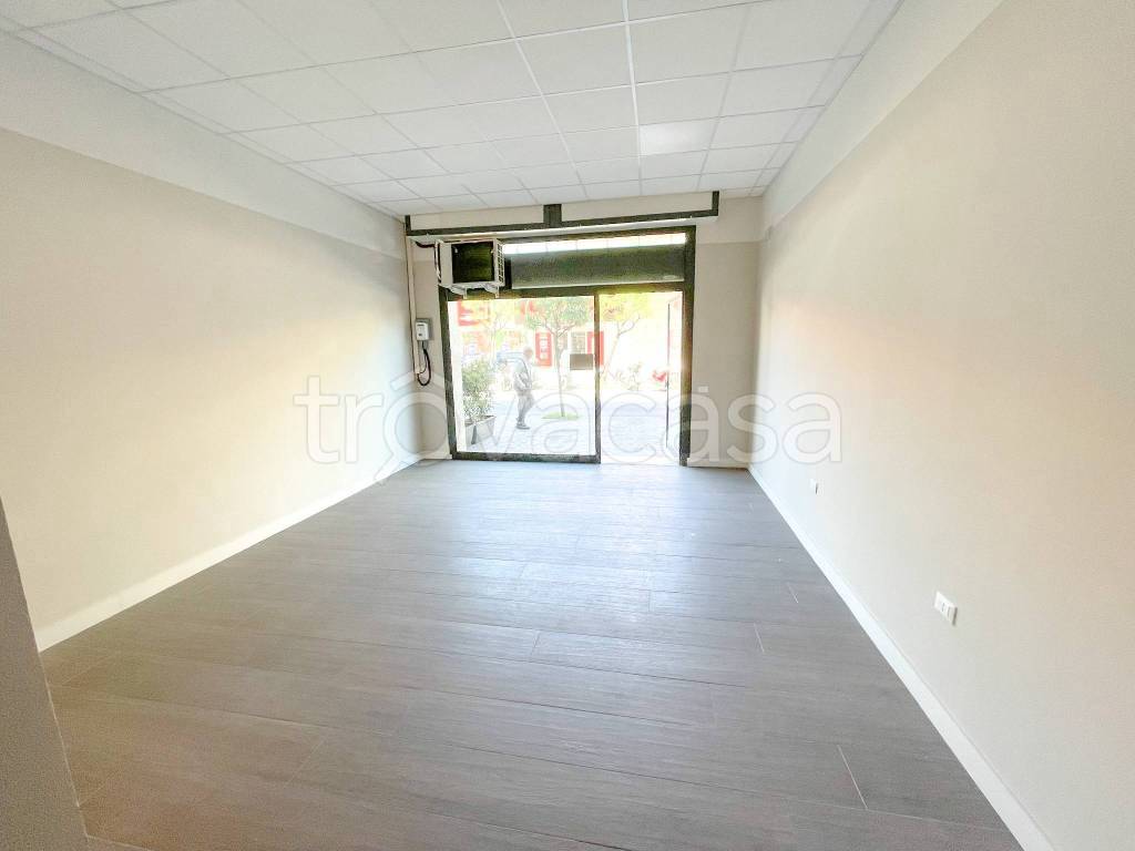 negozio in affitto ad Alassio