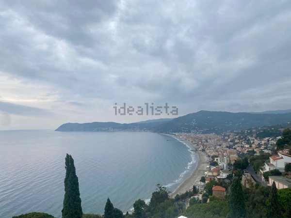 appartamento in affitto ad Alassio