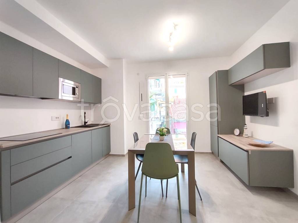 appartamento in affitto ad Alassio