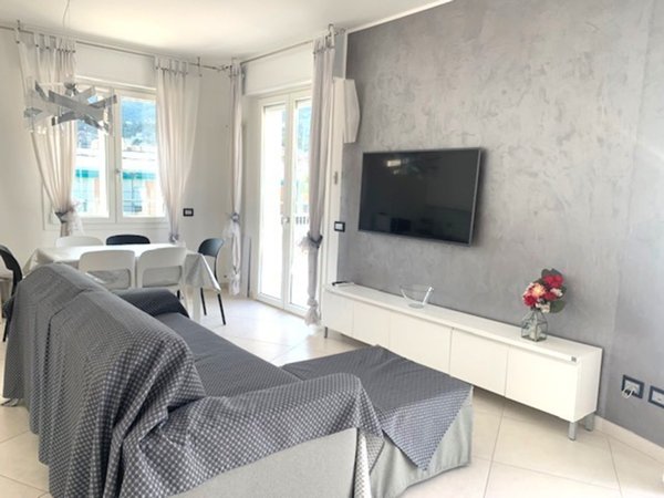 appartamento in affitto ad Alassio