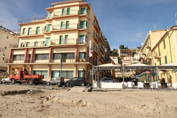 appartamento in affitto ad Alassio