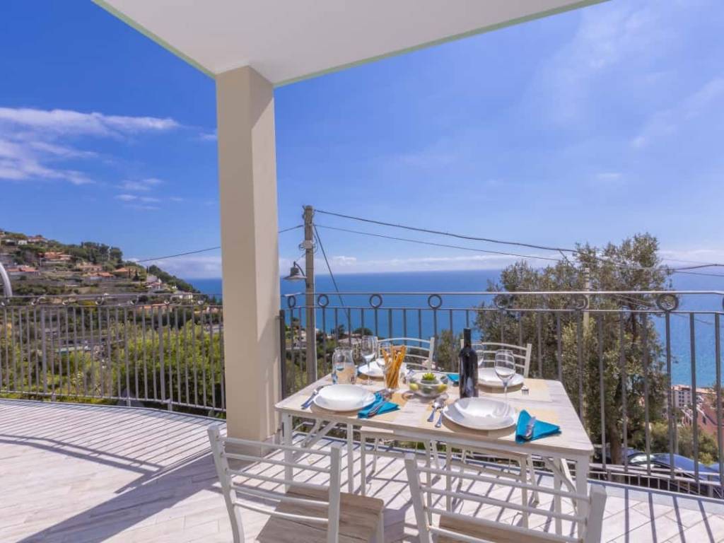 appartamento in affitto ad Alassio in zona Solva