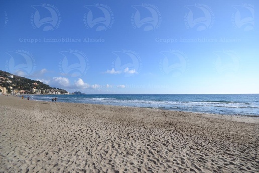 appartamento in affitto ad Alassio
