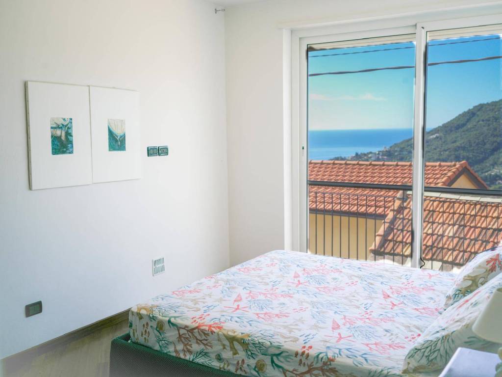 appartamento in affitto ad Alassio in zona Moglio