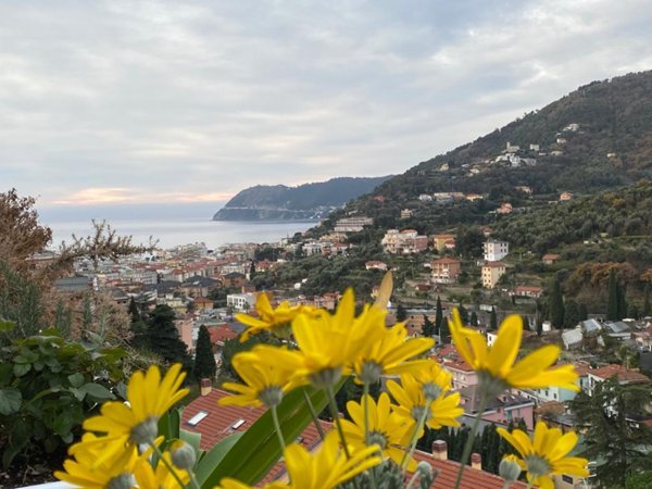 appartamento in affitto ad Alassio