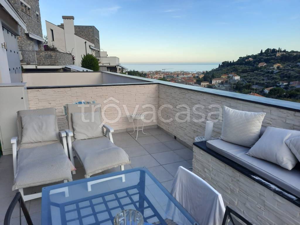 appartamento in affitto ad Alassio