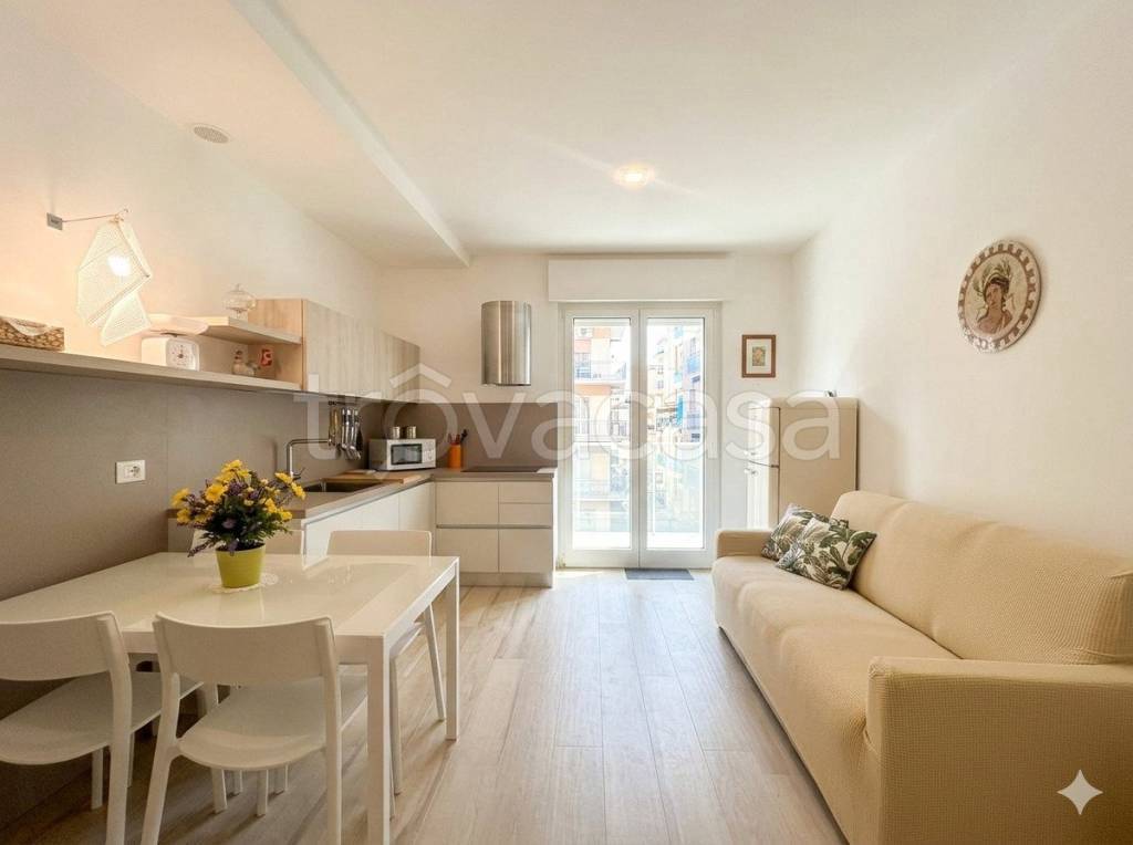 appartamento in affitto ad Alassio