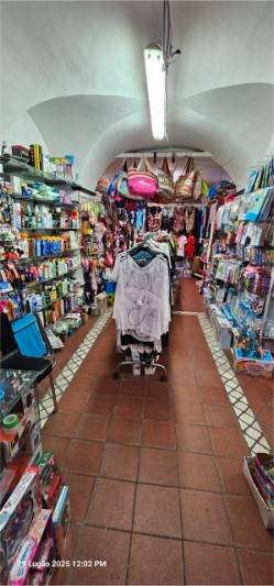 negozio in affitto ad Alassio