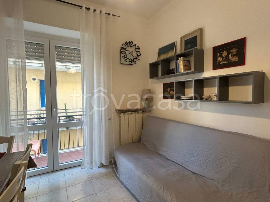 appartamento in affitto ad Alassio