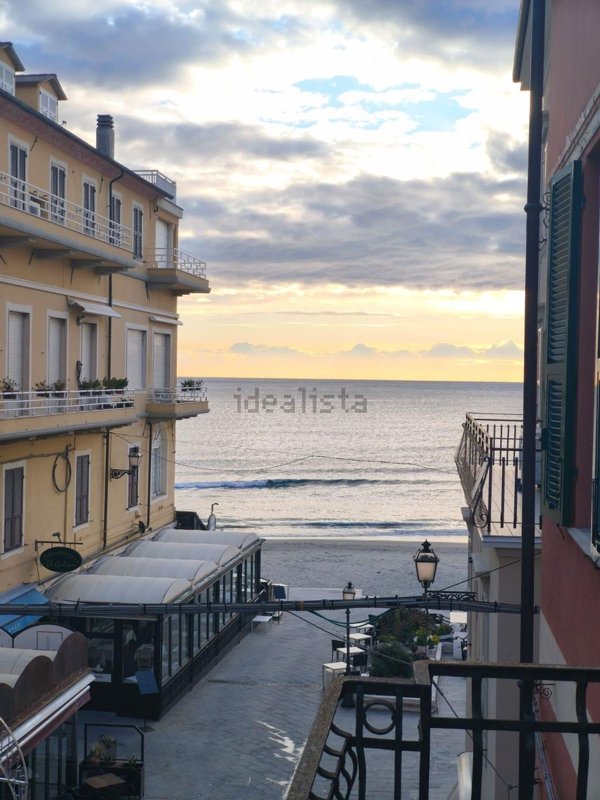 appartamento in affitto ad Alassio