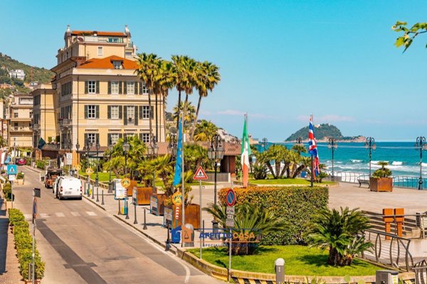 appartamento in affitto ad Alassio