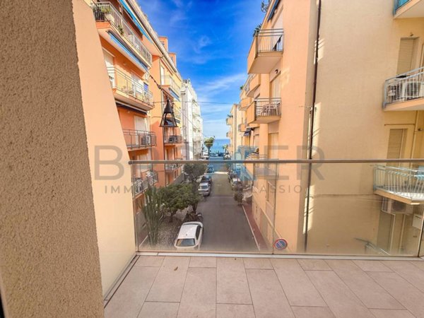 appartamento in affitto ad Alassio