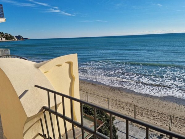 casa indipendente in affitto ad Alassio