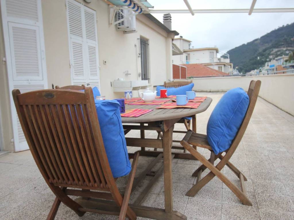 appartamento in affitto ad Alassio