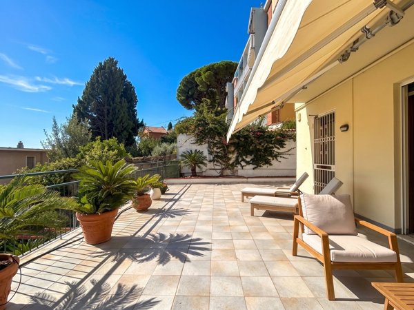 appartamento in affitto ad Alassio in zona Solva