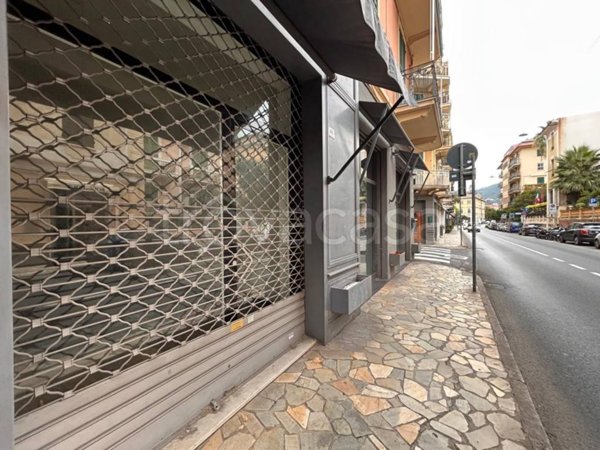 appartamento in affitto ad Alassio