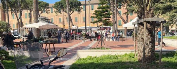 negozio in affitto ad Albenga