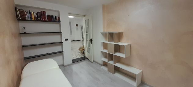 ufficio in affitto ad Albenga