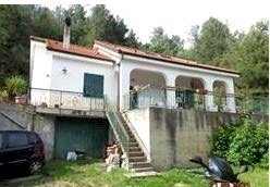 casa indipendente in affitto ad Albenga
