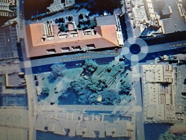 locale commerciale in affitto ad Albenga