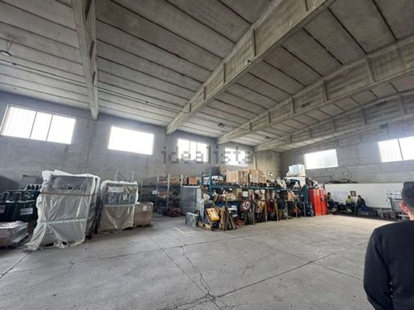 locale di sgombero in affitto ad Albenga