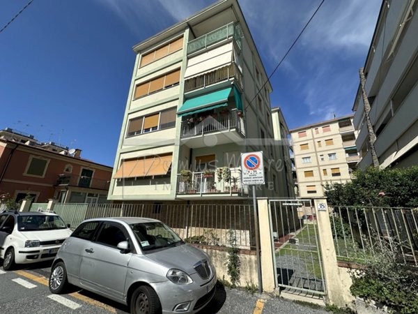 appartamento in affitto ad Albissola Marina
