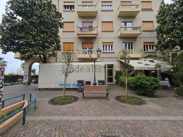 locale commerciale in affitto ad Albissola Marina