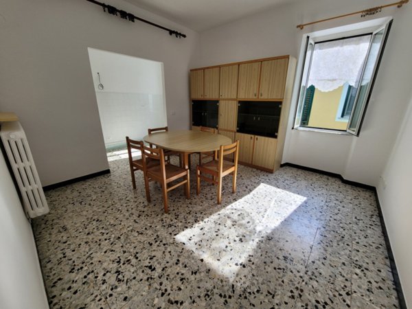 appartamento in affitto ad Albisola Superiore in zona Ellera