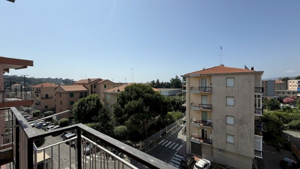 appartamento in affitto ad Albisola Superiore