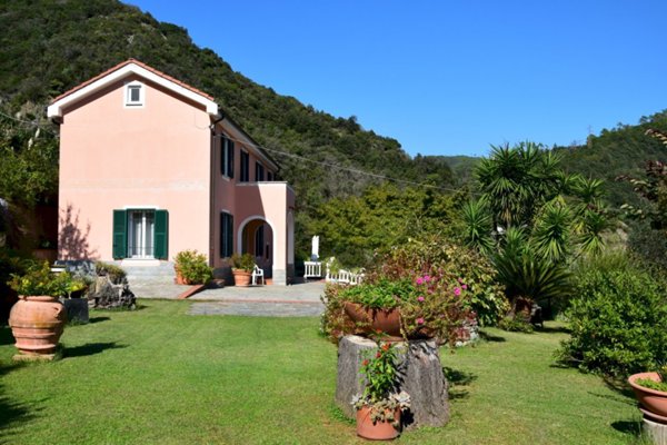 casa indipendente in affitto ad Albisola Superiore