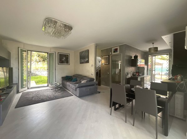 casa indipendente in affitto ad Albisola Superiore