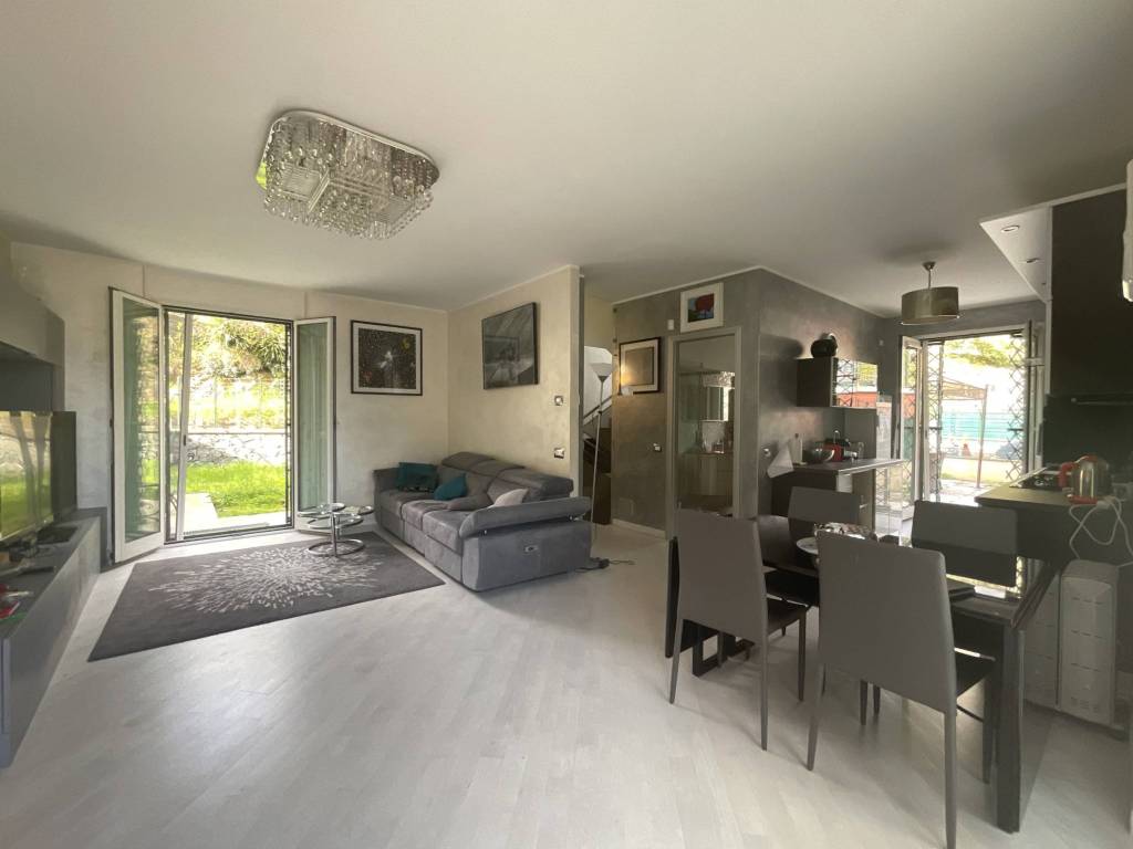 casa indipendente in affitto ad Albisola Superiore