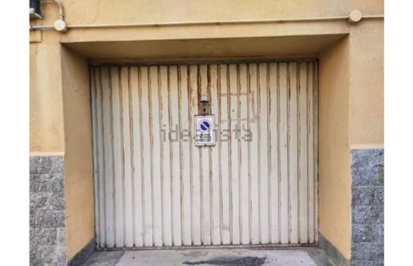 locale di sgombero in affitto ad Albisola Superiore