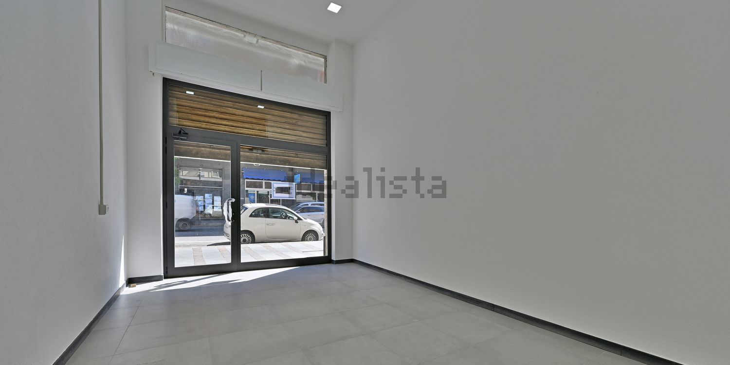 negozio in affitto ad Albisola Superiore