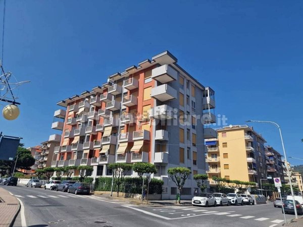 appartamento in affitto ad Andora