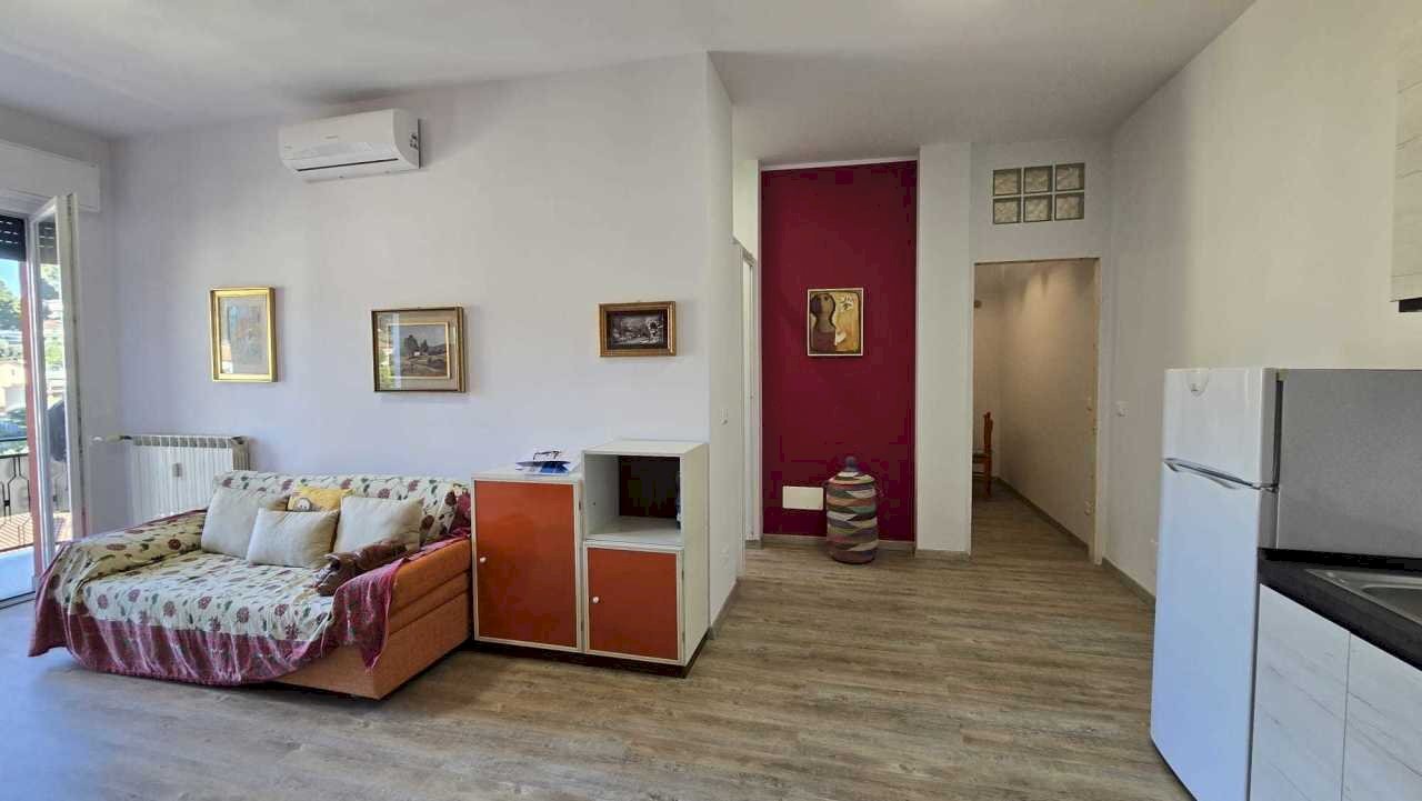 appartamento in affitto ad Andora