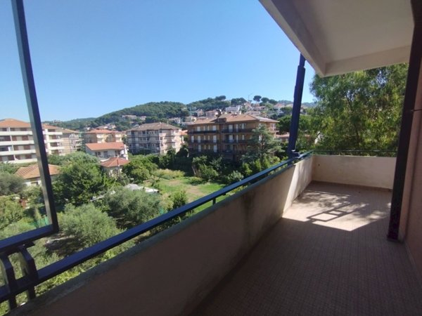 appartamento in affitto ad Andora