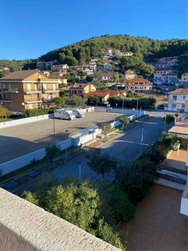 appartamento in affitto ad Andora