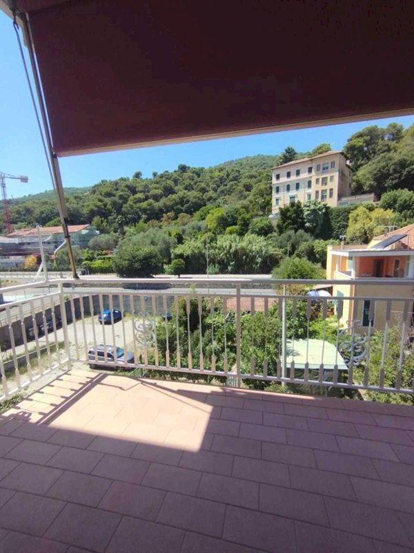 appartamento in affitto ad Andora