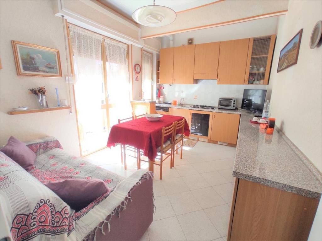 appartamento in affitto ad Andora