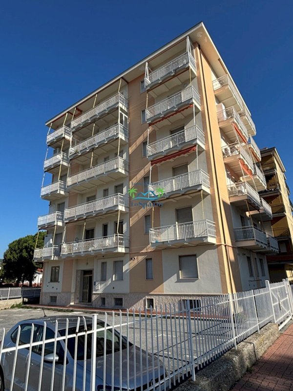 appartamento in affitto ad Andora