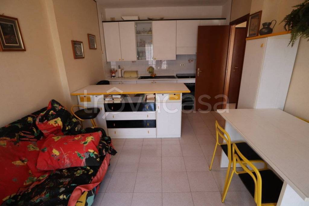 appartamento in affitto ad Andora