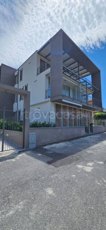 appartamento in affitto ad Andora